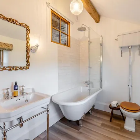 High Stubbing Farm Cowling