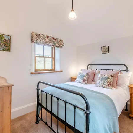 High Stubbing Farm * Cowling