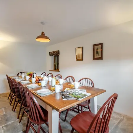 別荘 High Stubbing Farm Cowling