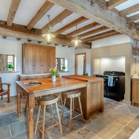 High Stubbing Farm * Cowling