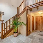 4 Bed In Oc-h30773 *