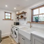 4 Bed In Oc-h30773 Holiday home